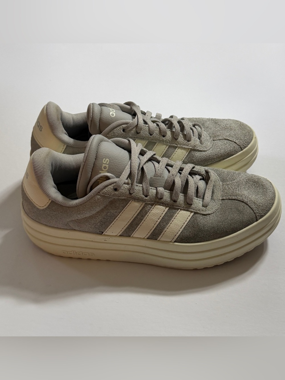 Adidas VL Court Bold Women’s Gray White Suede Sneakers US 7.5